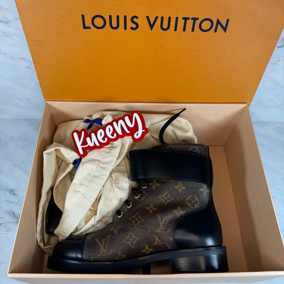 Louis Vuitton Calfskin Monogram Wonderland Flat Ranger Boots 39.5/8.5 Black New - Picture 2 of 11